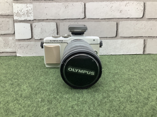 OLYMPUSのNikon