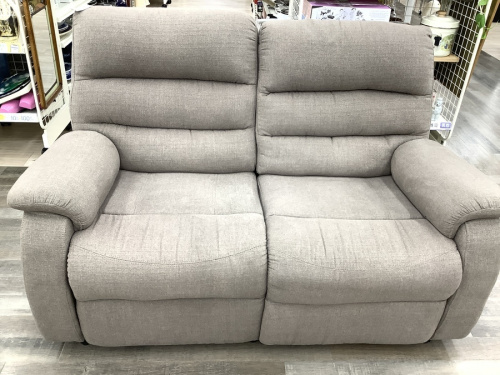 中古家具のソファー