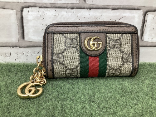 キーケースのブランド財布