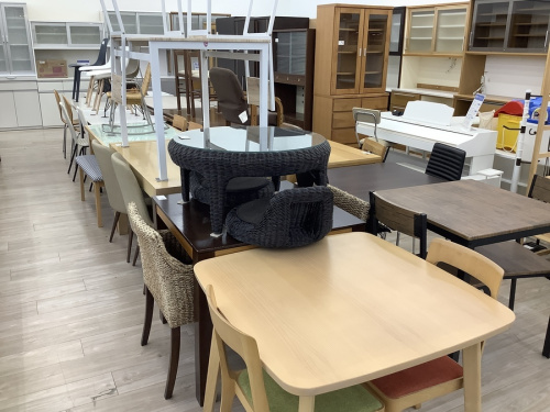 家具のダイニングセット