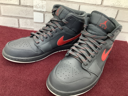 メンズファッションのスニーカー