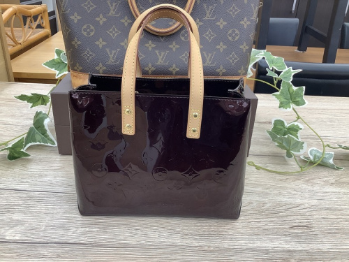 ルイヴィトンのヴェルニ