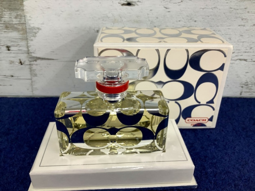 香水のオーデトワレ