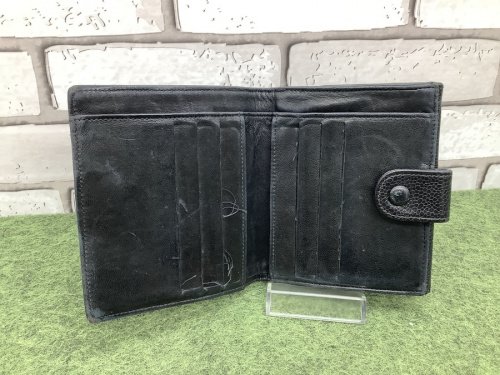 ネックレスのキャビアスキン