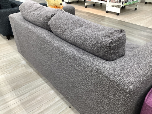 ソファのダイニング