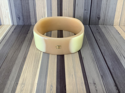 シャネルの財布