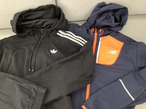 adidasのNewbalance