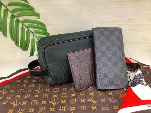 ブランドのバッグ