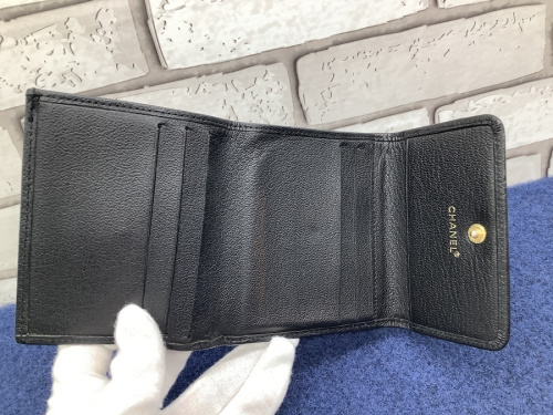 キーケースの三つ折り財布