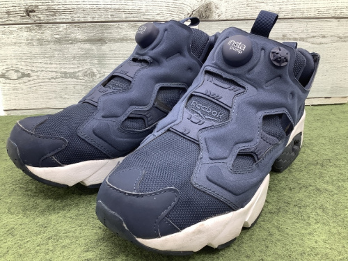 REEBOKのハイテクスニーカー