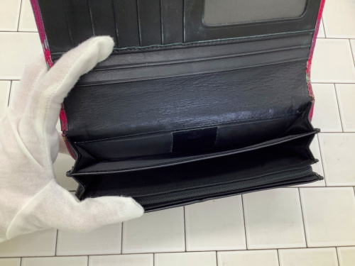 ヴィヴィアンウエストウッドの寝屋川