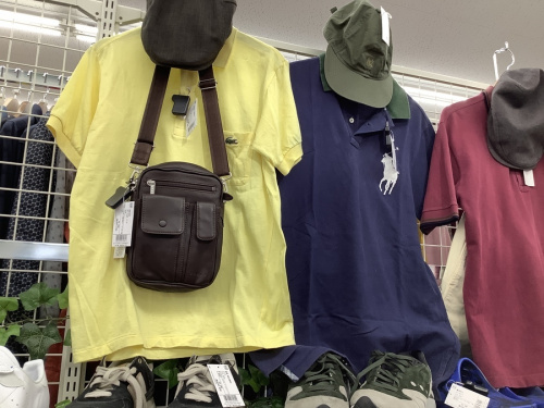 メンズファッションのシャツ