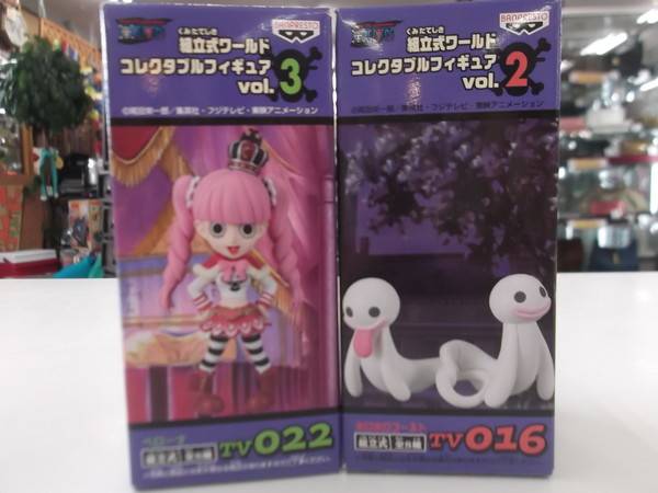 ワンピース ワールドコレクタブルフィギュア vol.2 vol.3 ペローナ 激ﾚｱ!超希少! ONEPIECE（ﾜﾝﾋﾟｰｽ） のﾜｰﾙﾄﾞｺﾚｸﾀﾌﾞﾙﾌｨｷﾞｭｱ ﾎﾛﾎﾛｺﾞｰｽﾄ と