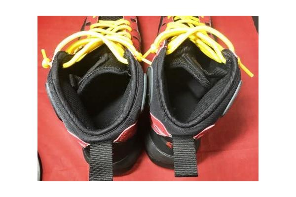 いわき鹿島店 NIKE BAKIN デニスロッドマンモデルスニーカー買取
