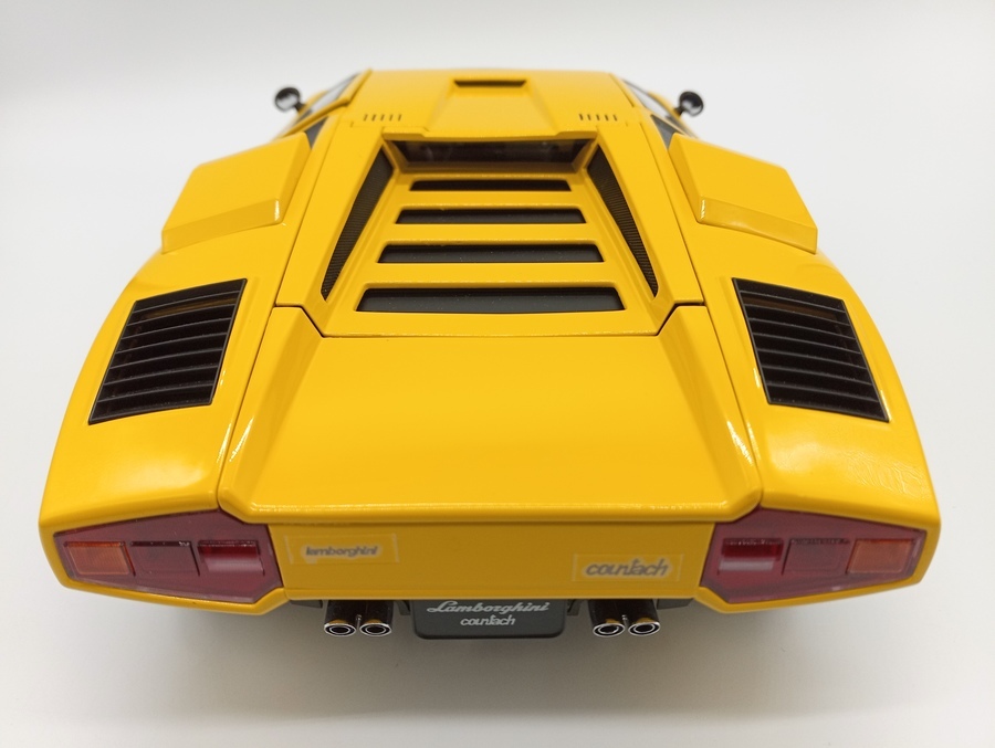 京商 1/12スケール Lamborghini countach(ランボルギーニ 京商 1/12スケール Lamborghini countach(ランボルギーニ