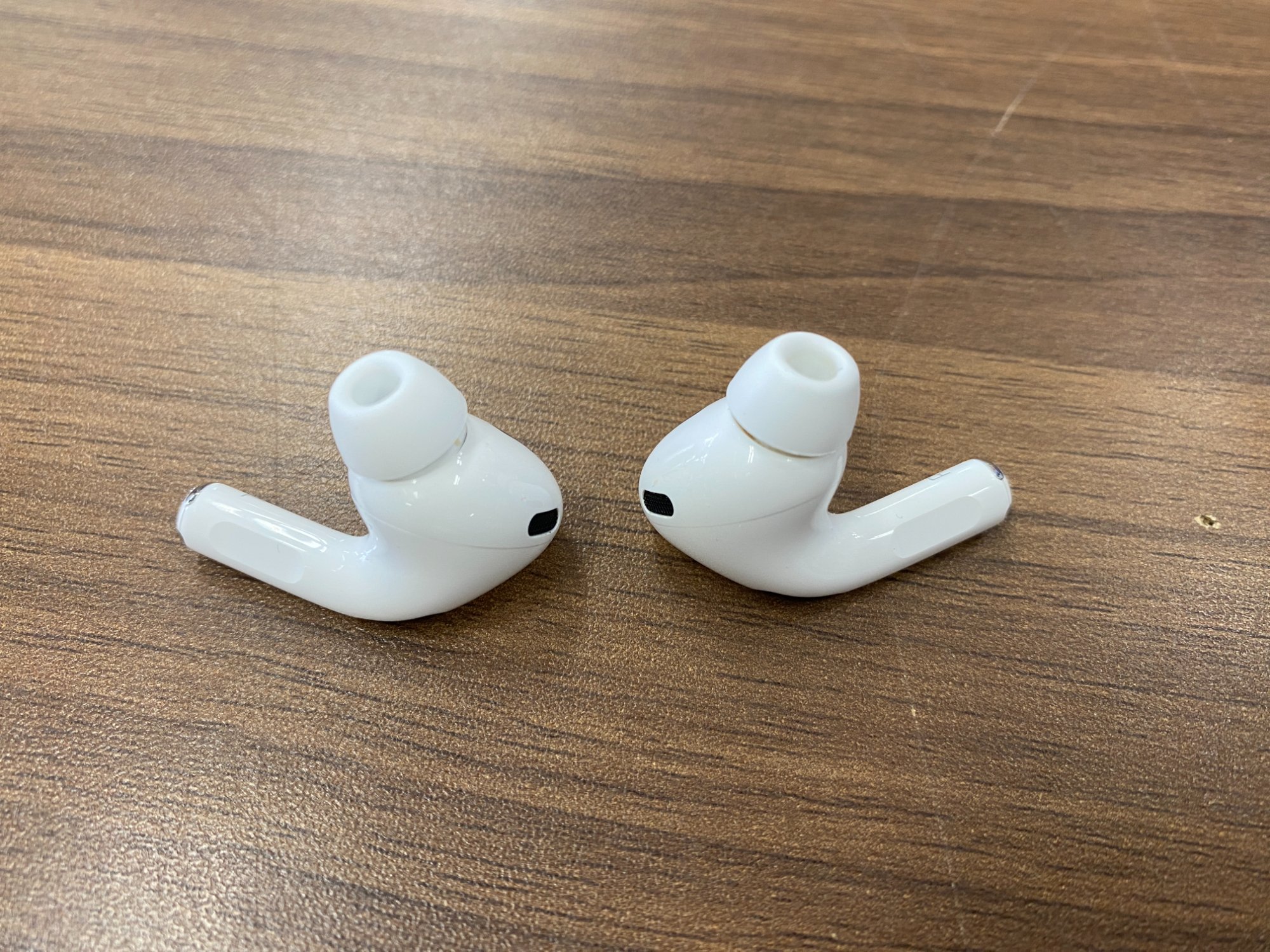 Apple / アップル】ワイヤレスイヤホン AirPods Pro(第2世代) A3047