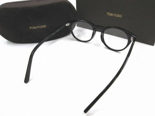 TOM FORDのトムフォード