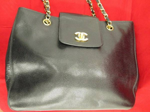ブランド・ラグジュアリーのCHANEL