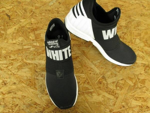 adidasのWHITE MOUNTAINEERING