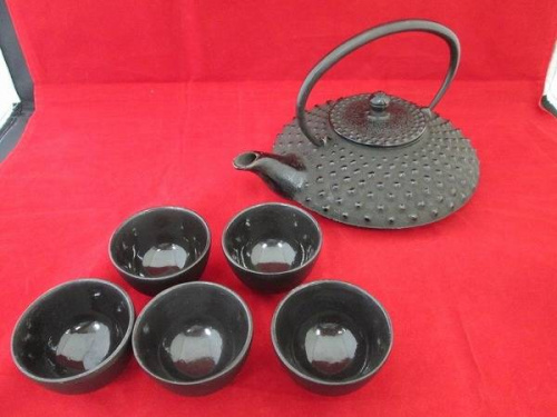 南部鉄器の鉄瓶