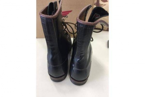 ワークブーツのRED WING