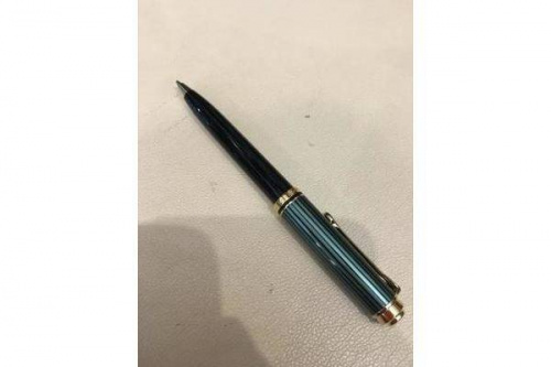 ボールペンのPELIKAN