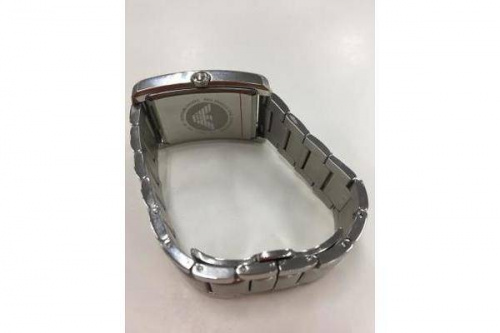 腕時計のEMPORIO ARMANI