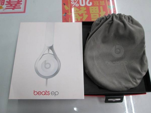 デジタル家電のヘッドホン