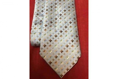 LOUIS VUITTONのﾌﾞﾙｰ