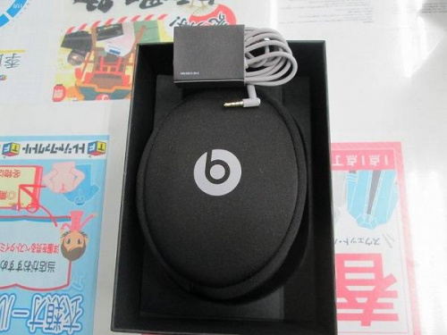 ヘッドホンのBeats