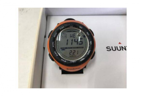 腕時計のSUUNTO