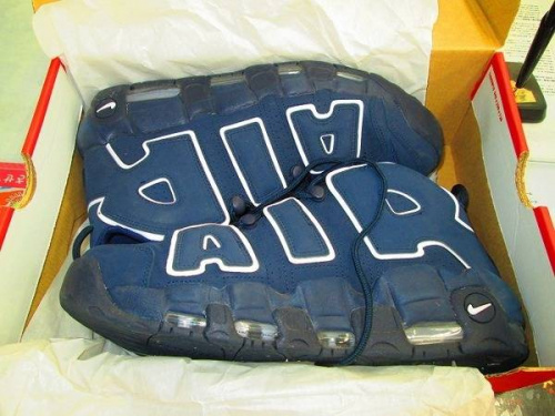 メンズファッションのスニーカー