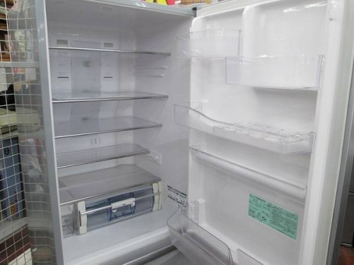 冷蔵庫の3ドア冷蔵庫