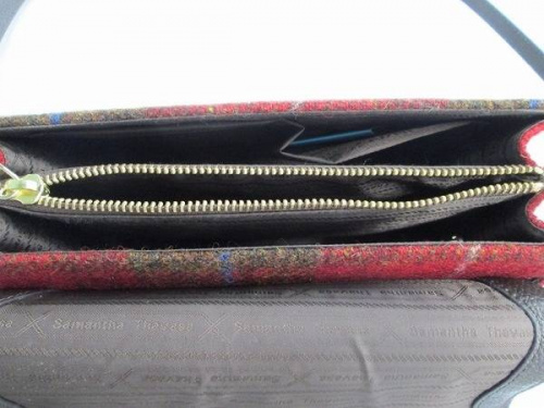 Smantha Thavasaのハリスツイード