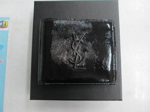 ブランド・ラグジュアリーの財布