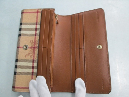 BURBERRY CLASSICS