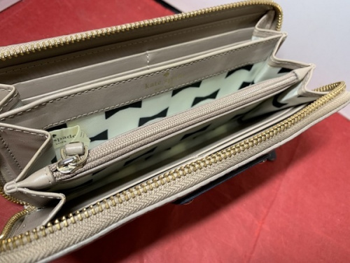 財布のケイトスペード