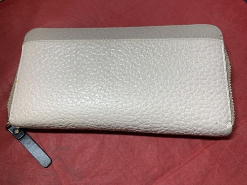 ケイトスペードのPWRU3736