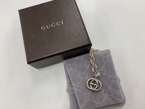 ブランド・ラグジュアリーのアクセサリー