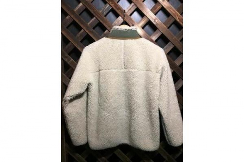 ジャケットのpatagonia