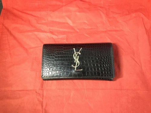 ブランド・ラグジュアリーの財布