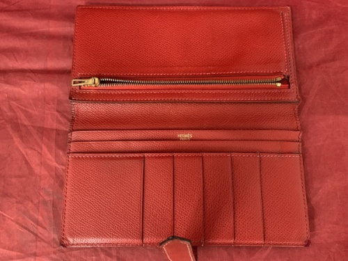 長財布のHERMES