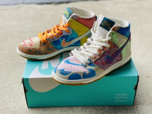 スニーカーのSB