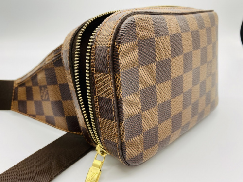 ルイヴィトンのLOUIS VUITTON