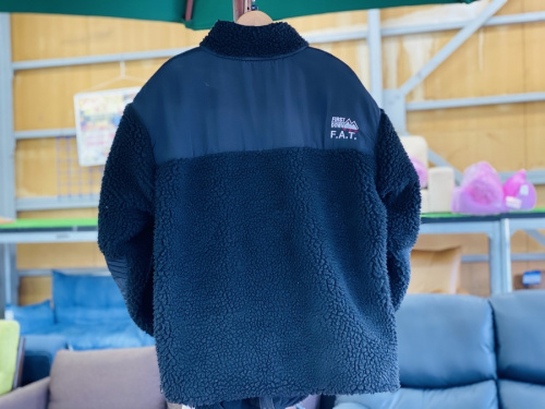 FIRST DOWNのボアフリース