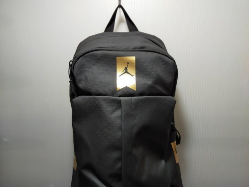 AIR JORDAN 買取のバックパック
