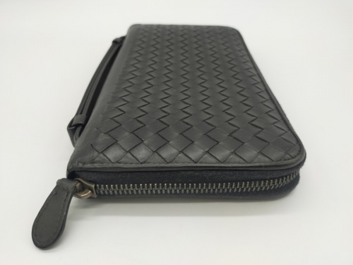 財布のBOTTEGA VENETA