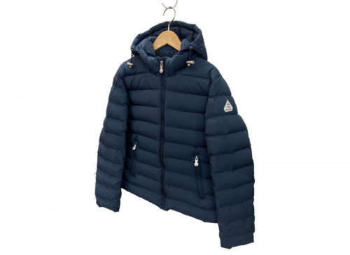 冬物衣類のダウンジャケット