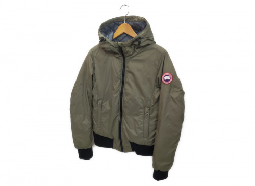 カナダグースのダウンジャケット