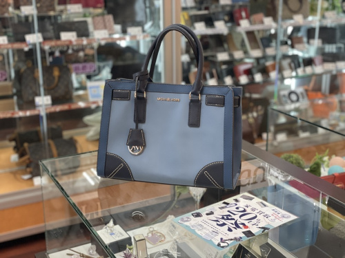 ヴィトン　のグッチ